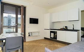 Sky View -Porta Nuova- Appartamento 7 Con Terrazzo